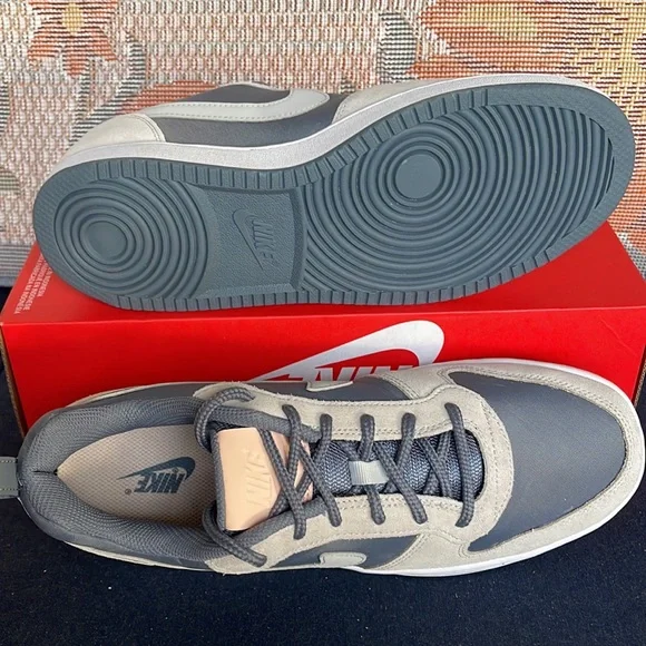 NIKE WMNS COURT BOROUGH LOW PREMIUM
ARMORY BLUE/PURE PLATINUM SNEAKRS
861533 400 - Picture 4 of 16